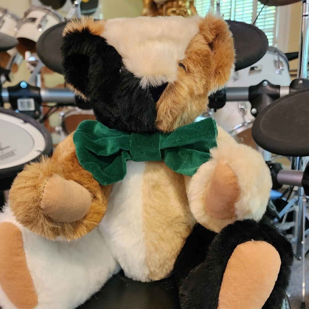 Authentic Vermont Teddy Bear
